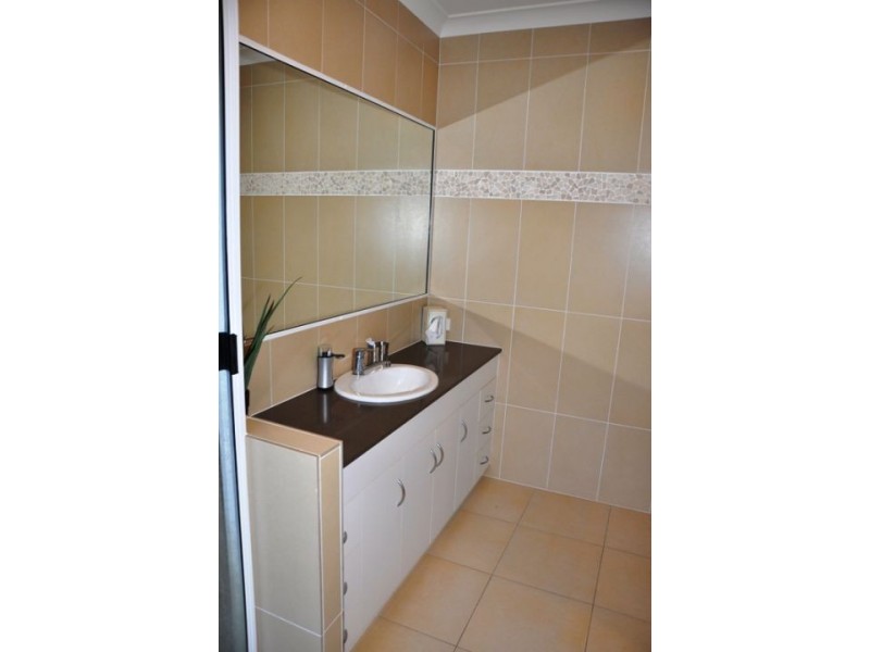 10 Miami Tce, Blacks Beach QLD 4740