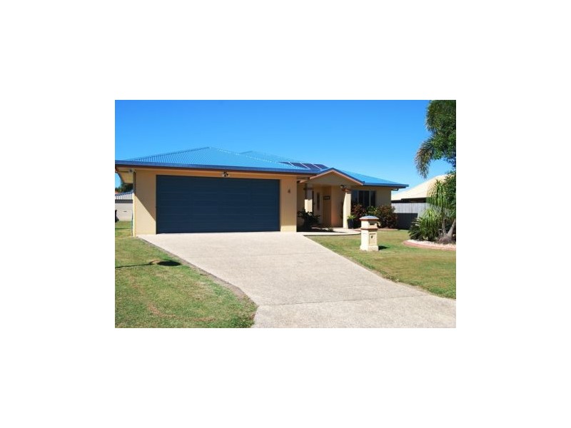 4 Bonsai Court, Glenella QLD 4740