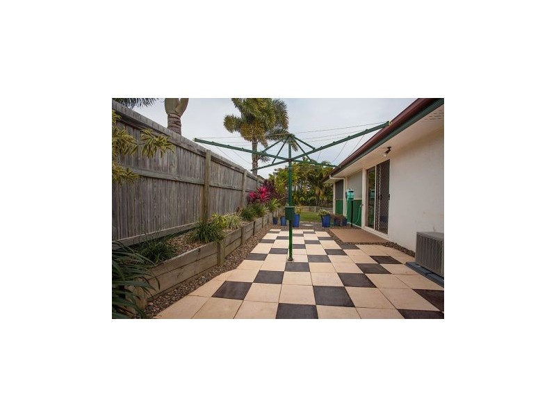 3 Tymons Court, Eimeo QLD 4740