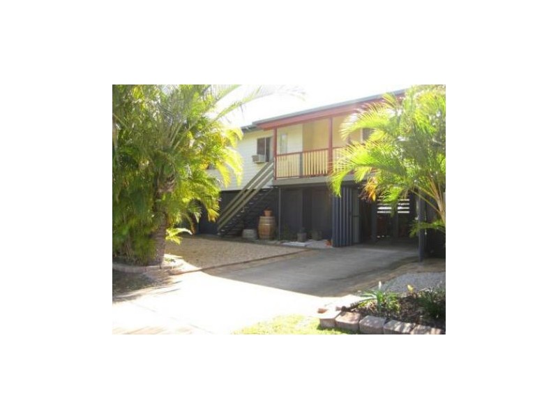 4 Nolan St, Dysart QLD 4745