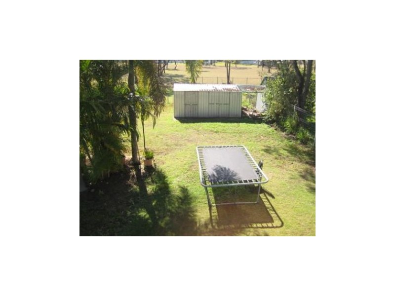 4 Nolan St, Dysart QLD 4745