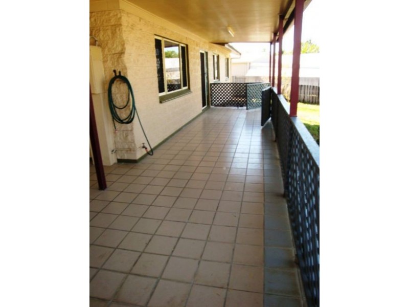 4 Jean Court, Bucasia QLD 4750