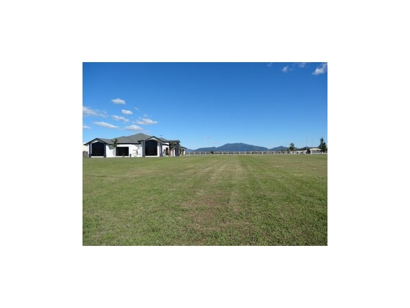 51 Clive Rogers Drive, Mirani QLD 4754