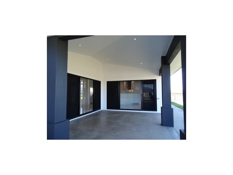 51 Clive Rogers Drive, Mirani QLD 4754
