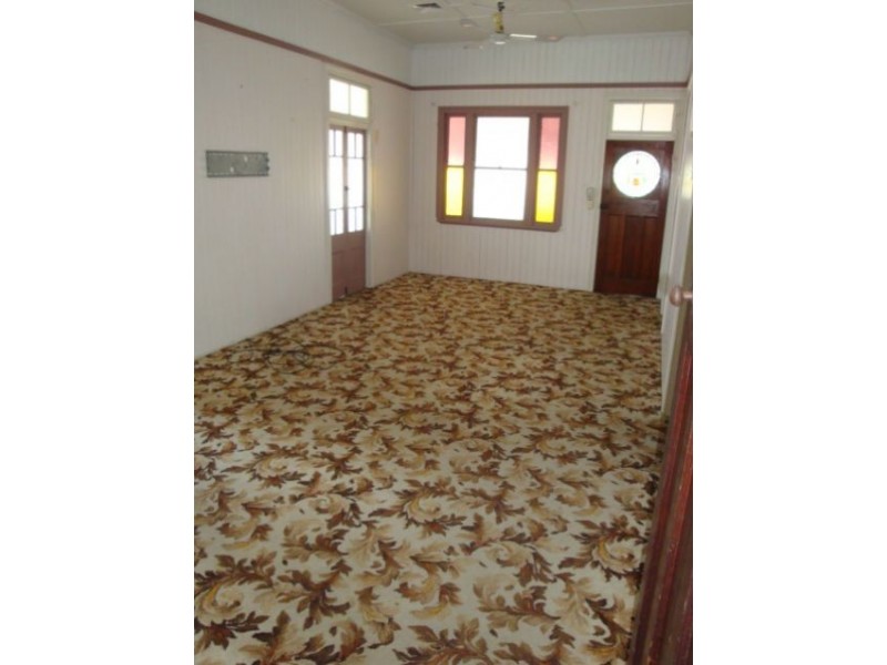 34 Peel Street, Mackay QLD 4740