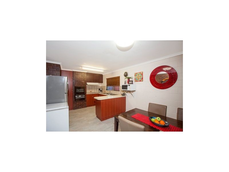 2 Doris Street, Andergrove QLD 4740