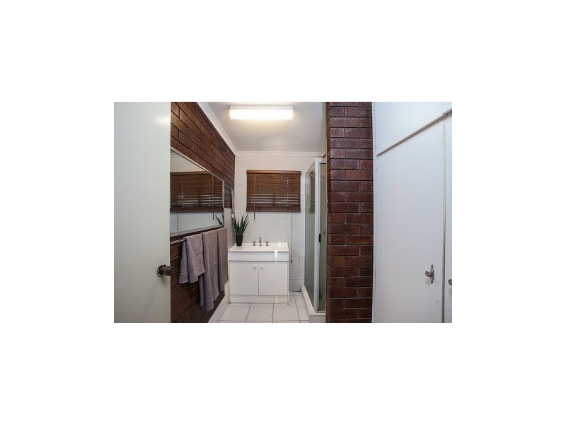 2 Doris Street, Andergrove QLD 4740