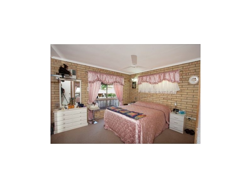 19 Bankswood St, Beaconsfield QLD 4740