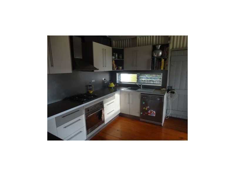 14 Moore Street, Mackay QLD 4740