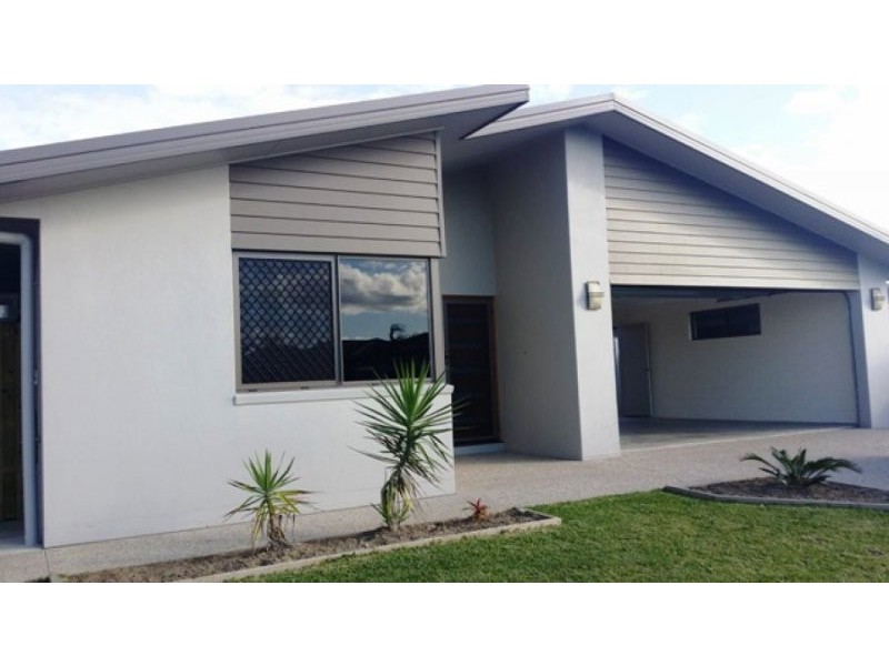 19 Amelia Drive, Mirani QLD 4754