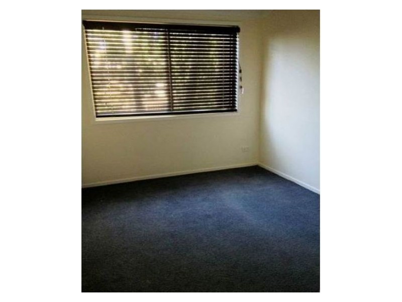 4 John Oxley Drive, Rural View QLD 4740