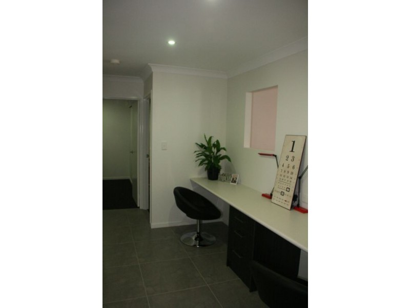 5 Primavera Blvd, Beaconsfield QLD 4740