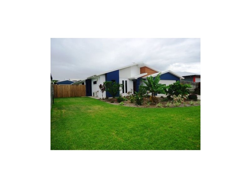 4 Schooner Avenue, Bucasia QLD 4750