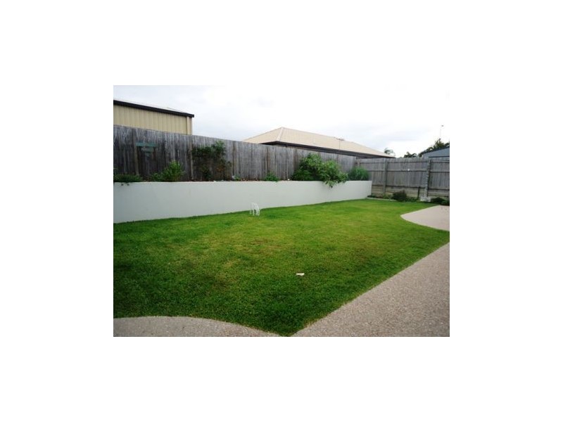 4 Schooner Avenue, Bucasia QLD 4750