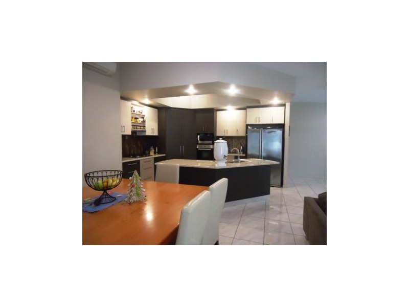 4 Schooner Avenue, Bucasia QLD 4750