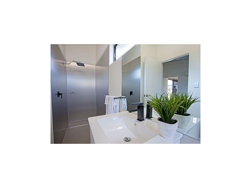 Units 51 Kemmis Street, Nebo QLD 4742