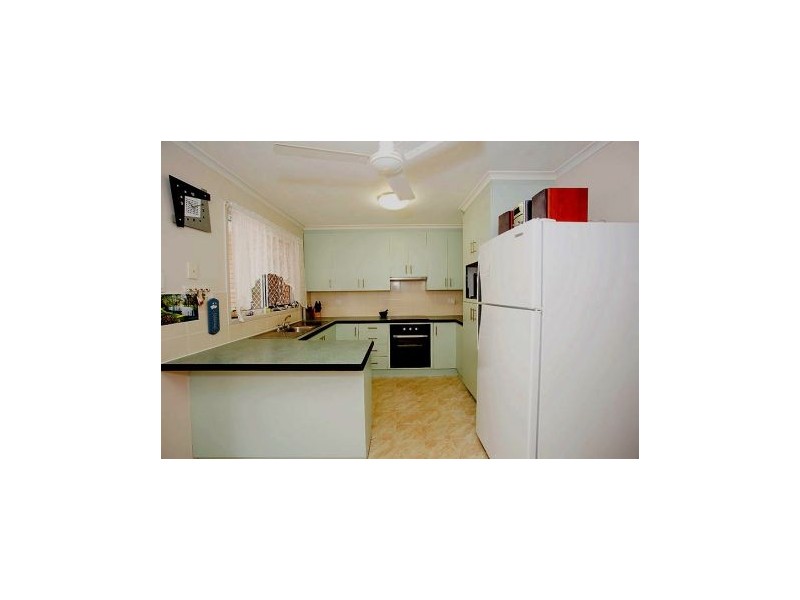 17 Cassia Street, Beaconsfield QLD 4740