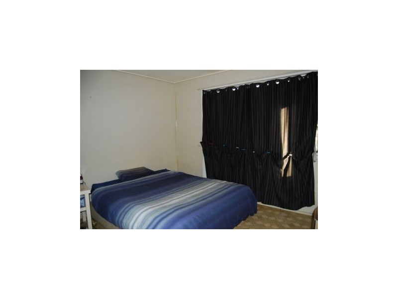 9 Russell Ave, Slade Point QLD 4740