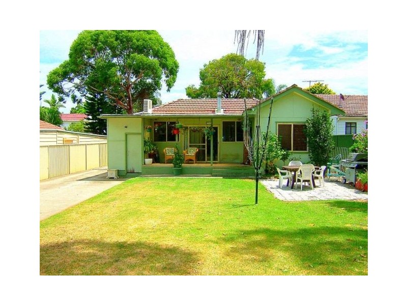 7 NINA ST, Revesby NSW 2212