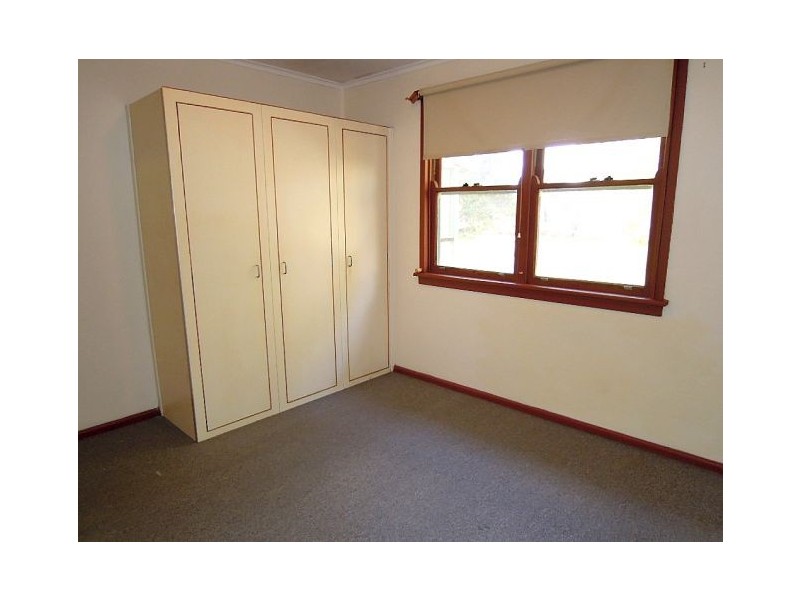 12 AMBON RD, Holsworthy NSW 2173