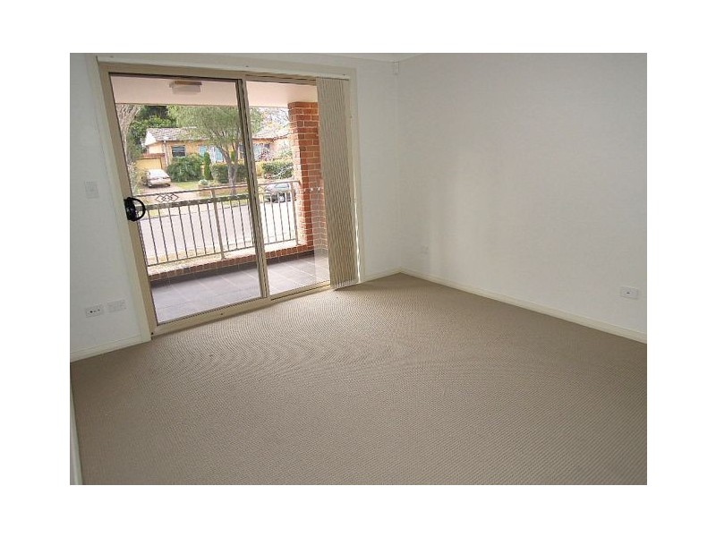 99 BURNS RD, Picnic Point NSW 2213