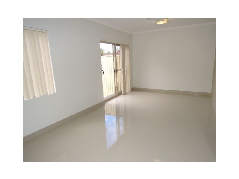 99 BURNS RD, Picnic Point NSW 2213