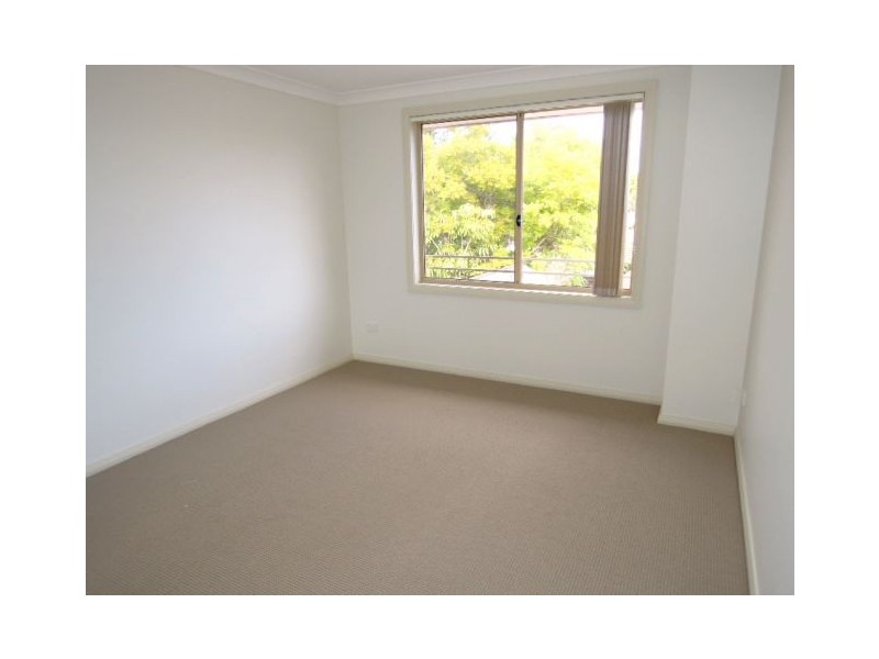 99 BURNS RD, Picnic Point NSW 2213