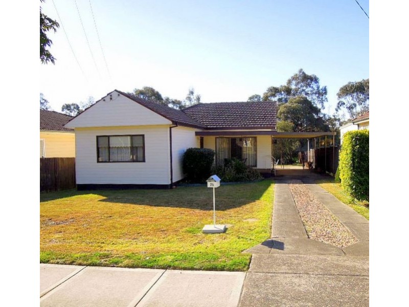 25 CARRINGTON ST, Revesby NSW 2212