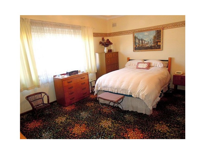 25 CARRINGTON ST, Revesby NSW 2212