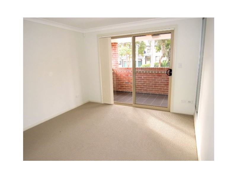 99a BURNS RD, Picnic Point NSW 2213