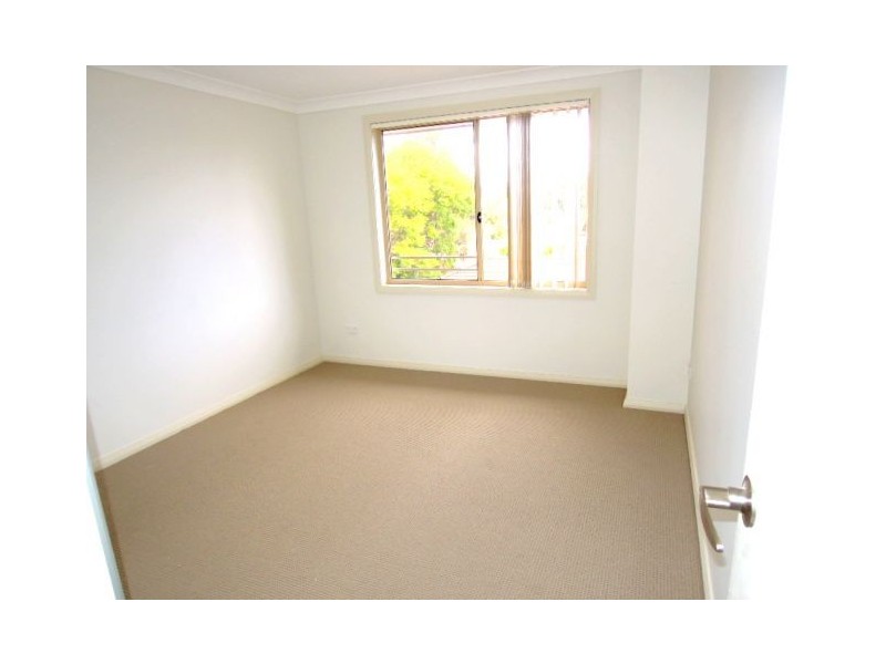 99a BURNS RD, Picnic Point NSW 2213