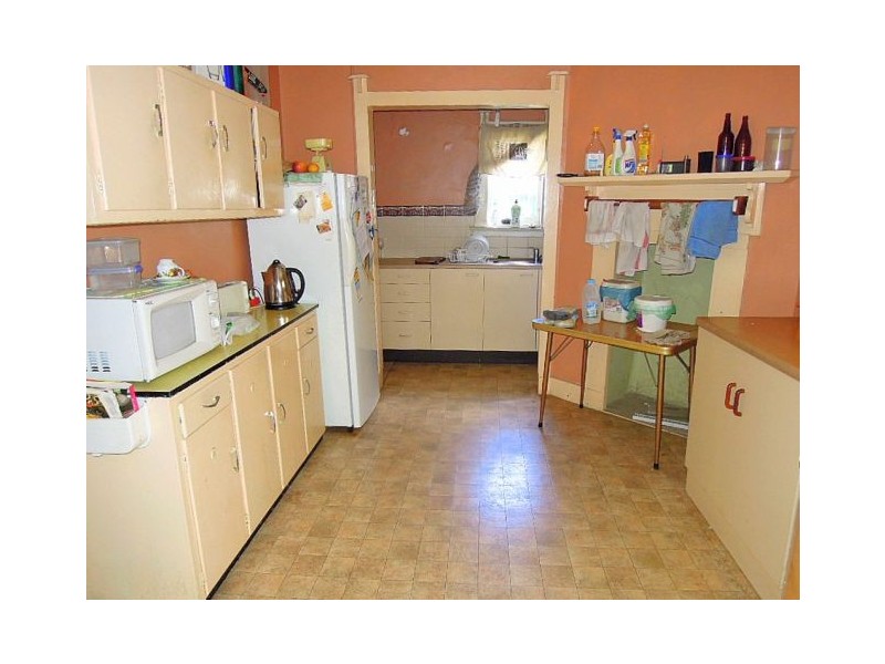 16 KOALA RD, Greenacre NSW 2190