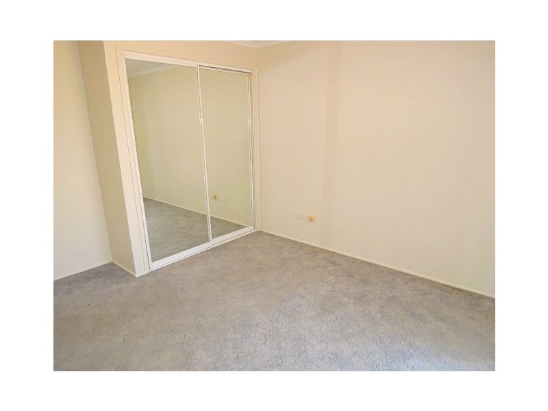 4/68 MYALL RD, Casula NSW 2170