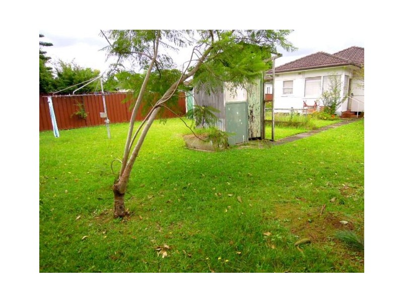 19 CARSON ST, Panania NSW 2213