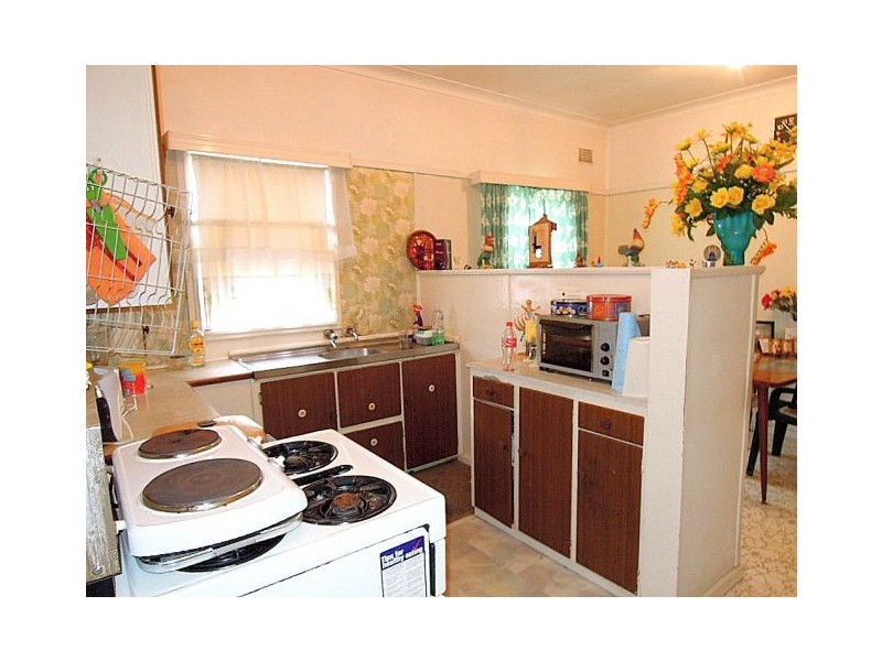 19 CARSON ST, Panania NSW 2213