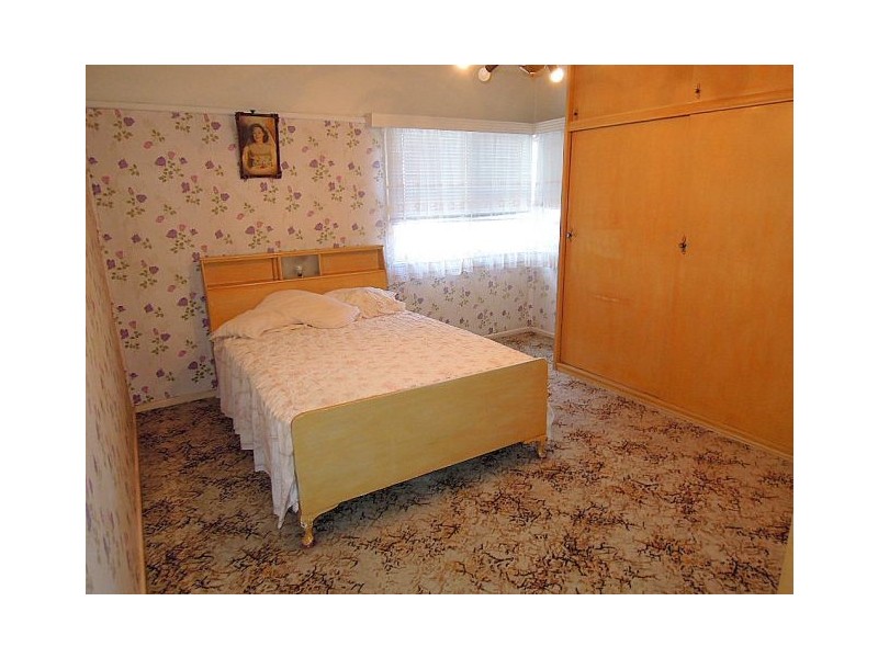 40 SANDAKAN RD, Revesby Heights NSW 2212