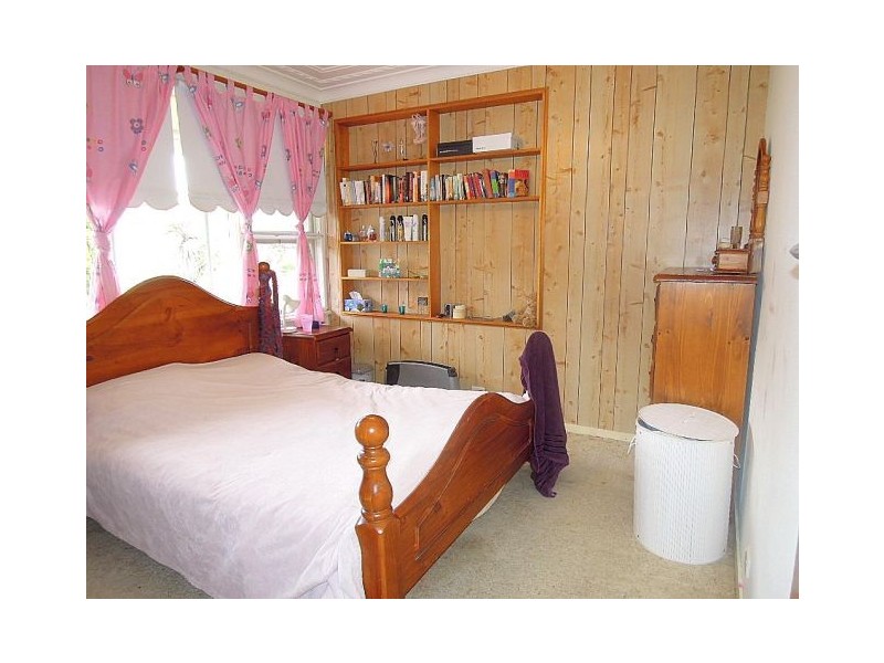 14 Seidel Ave, Picnic Point NSW 2213