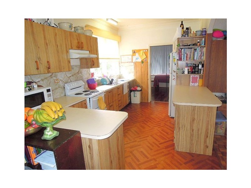 14 Seidel Ave, Picnic Point NSW 2213