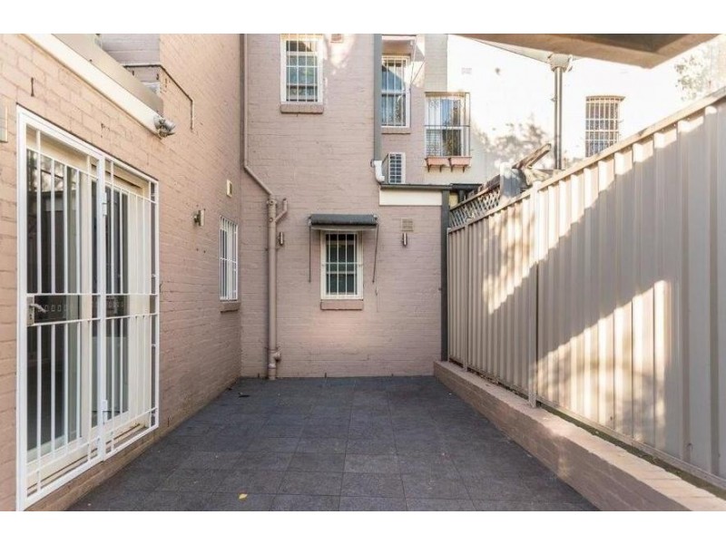 369 South Dowling Street, Darlinghurst NSW 2010