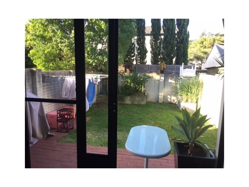 11 Augustus Street, Enmore NSW 2042