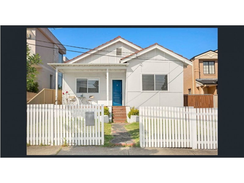 30 Flinders Road, Earlwood NSW 2206