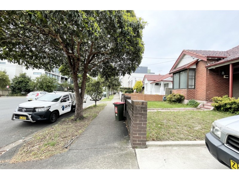 67 Rothschild Avenue, Rosebery NSW 2018