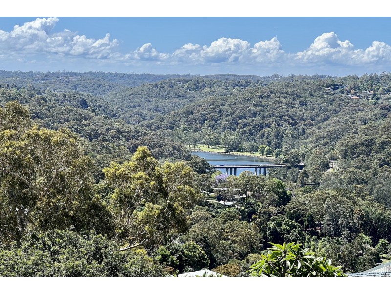 10 Pindari Avenue, Castle Cove NSW 2069