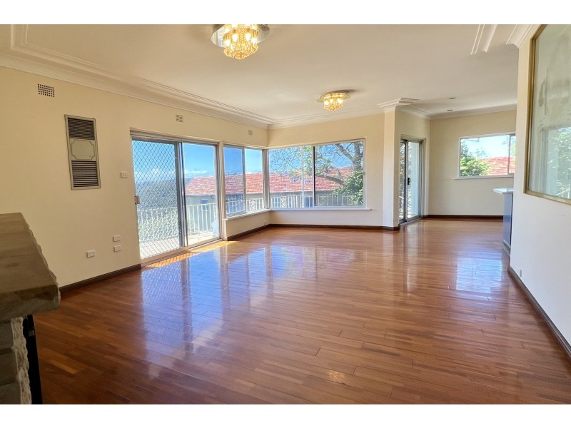 10 Pindari Avenue, Castle Cove NSW 2069