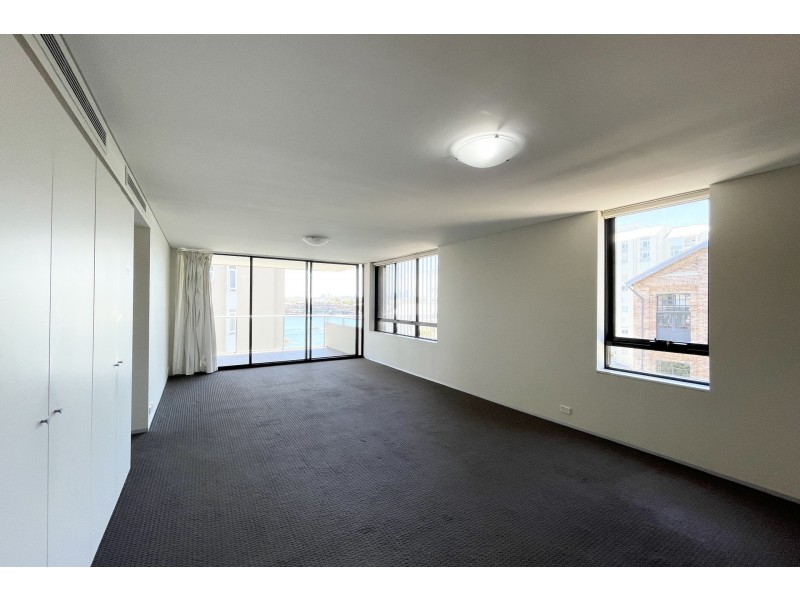 702/25 Refinery Drive, Pyrmont NSW 2009