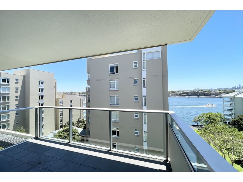 702/25 Refinery Drive, Pyrmont NSW 2009