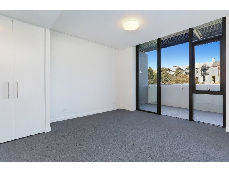 517/19 Minogue Crescent, Forest Lodge NSW 2037