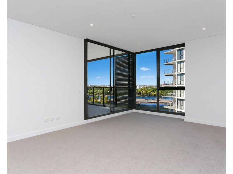 602/2 Chisholm Street, Wolli Creek NSW 2205
