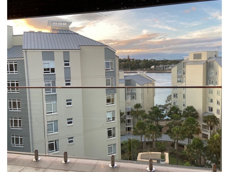 1006/41 Refinery Drive, Pyrmont NSW 2009