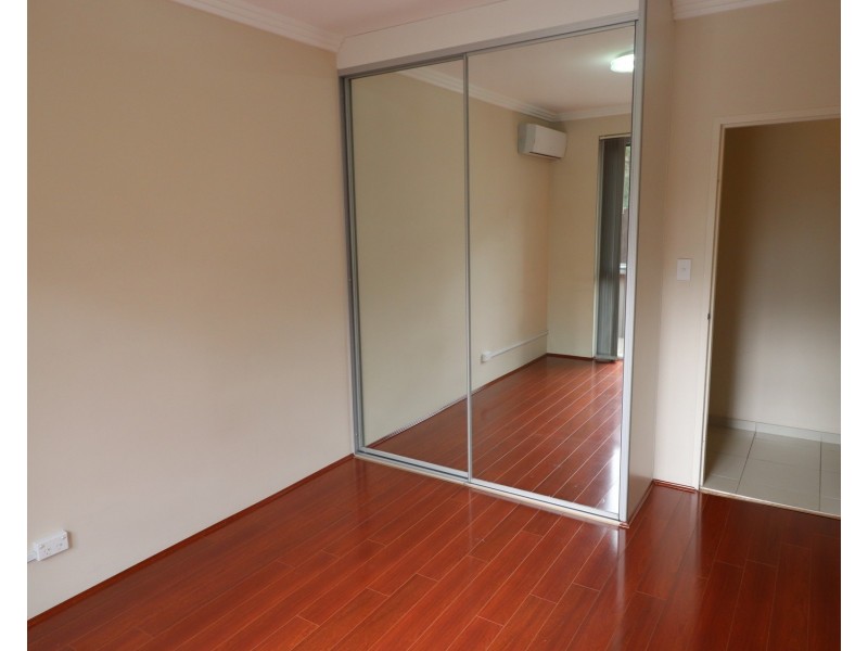 1/8-10 Bembridge Street, Carlton NSW 2218